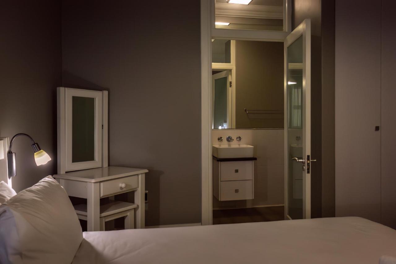 Beach Club Self Catering Apartments Mossel Bay Exteriör bild