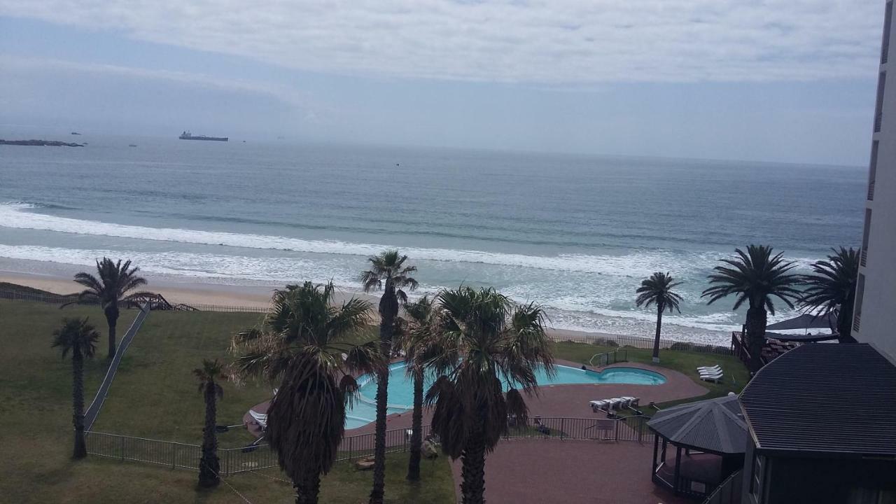 Beach Club Self Catering Apartments Mossel Bay Exteriör bild